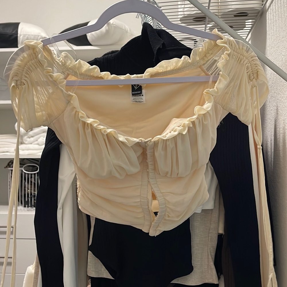 Windsor top cream